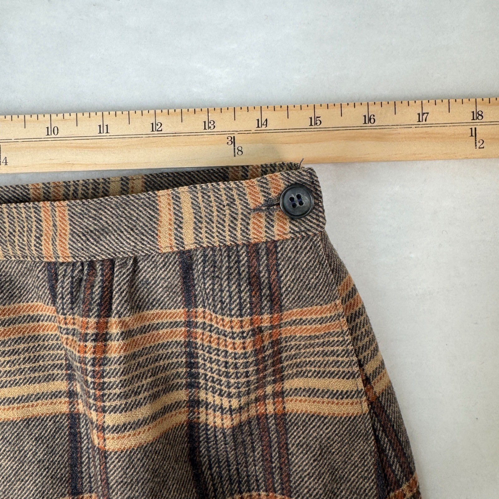 Vintage Pendleton Wool Skirt Large Womens Plaid 100% Virgin Wool USA Made Preppy
