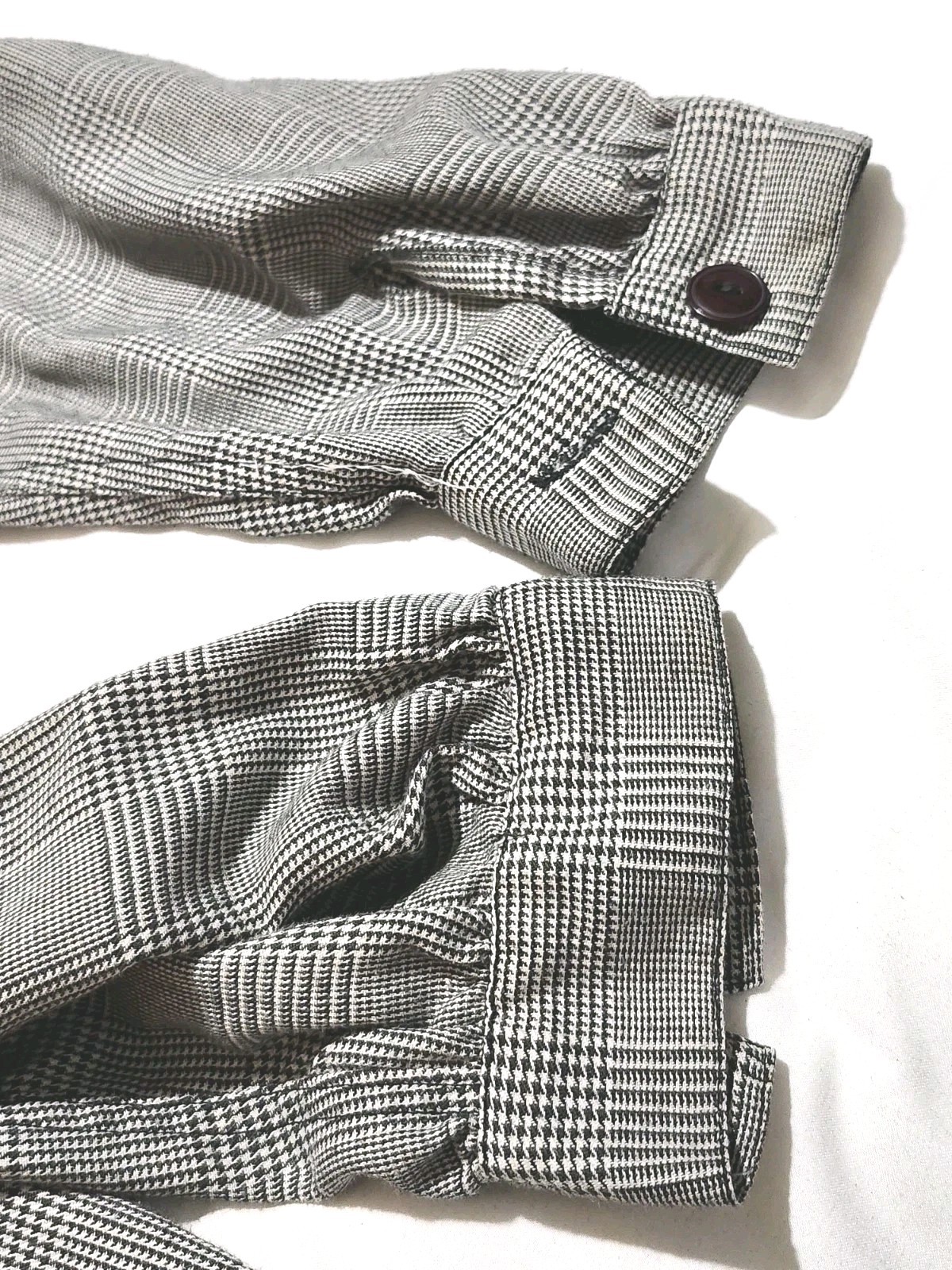 VTG 80s Black & White Houndstooth Check Button Up Jumpsuit w/Red Belt LS Sz S/M