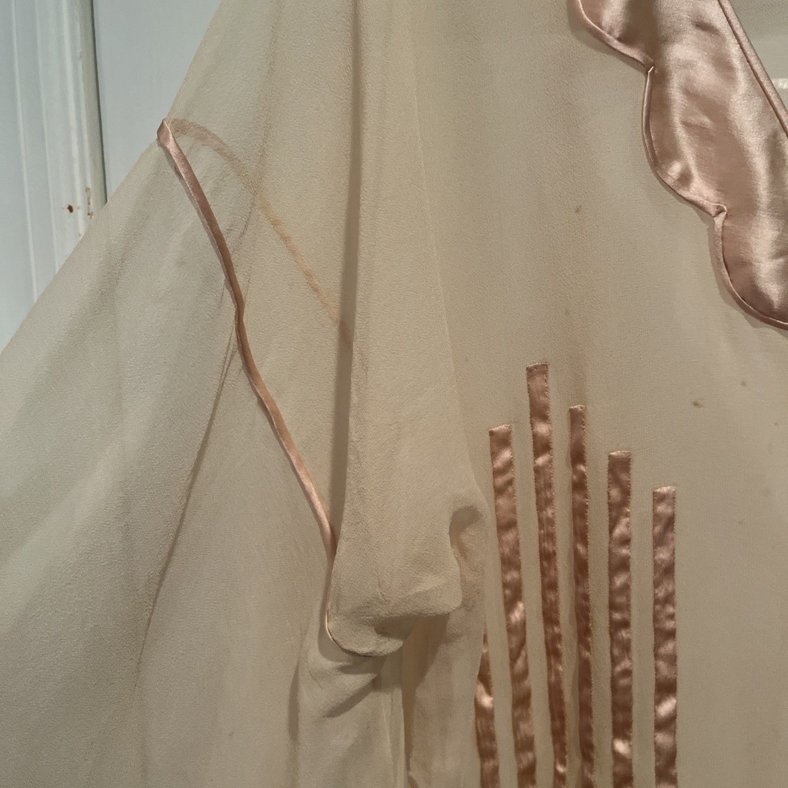 Antique 1920s Pink Silk Chiffon Peignoir Dressing Robe Satin Art Deco Lingerie