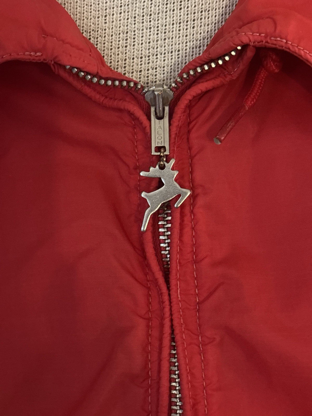 WHITE STAG USA: REWORKED VINTAGE “Snow White Dwarves” Nylon Jacket SZ.S (RED)
