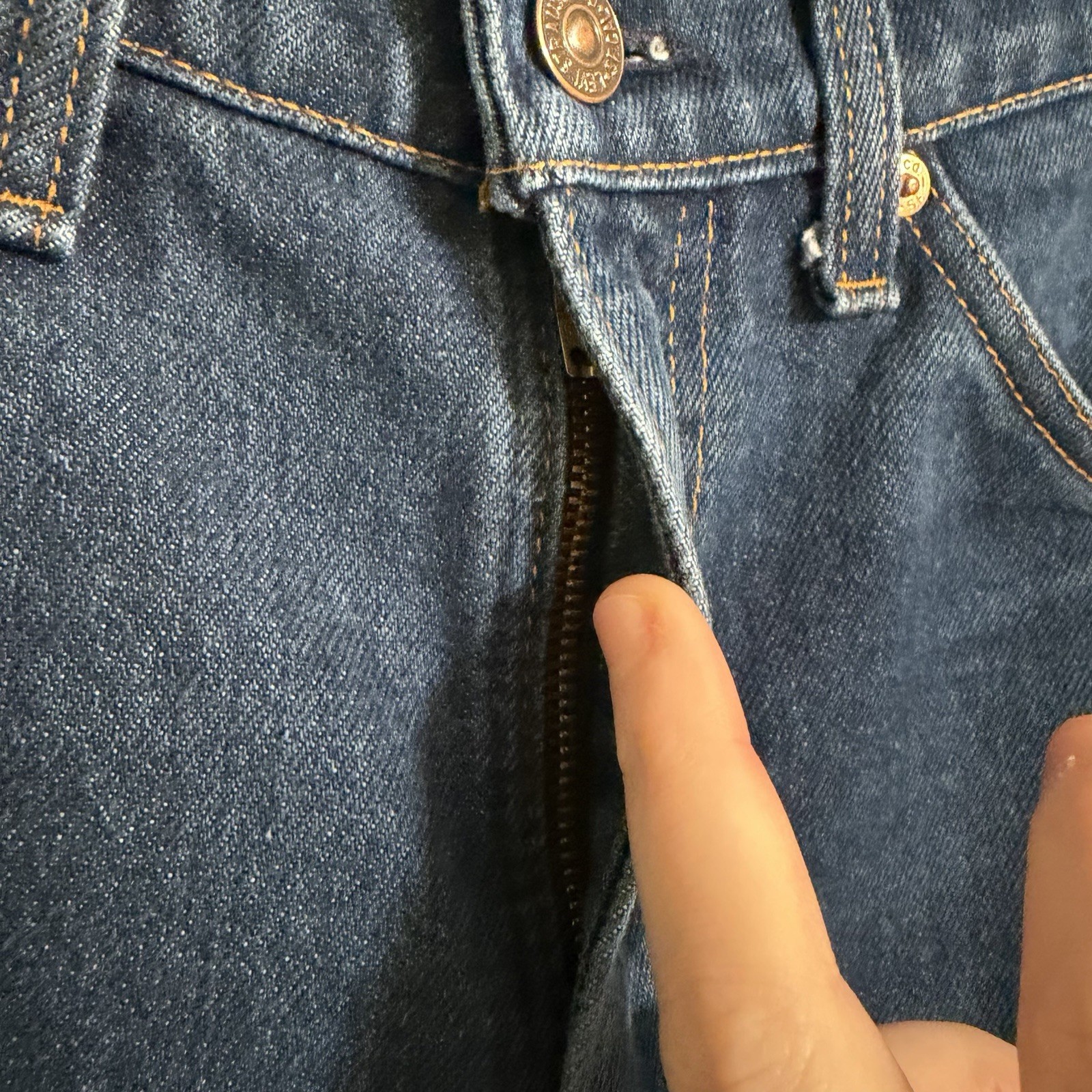 Vintage 80s Levi’s White Tab Made in USA High Waisted Mom Jeans 33×32 Talon Zip