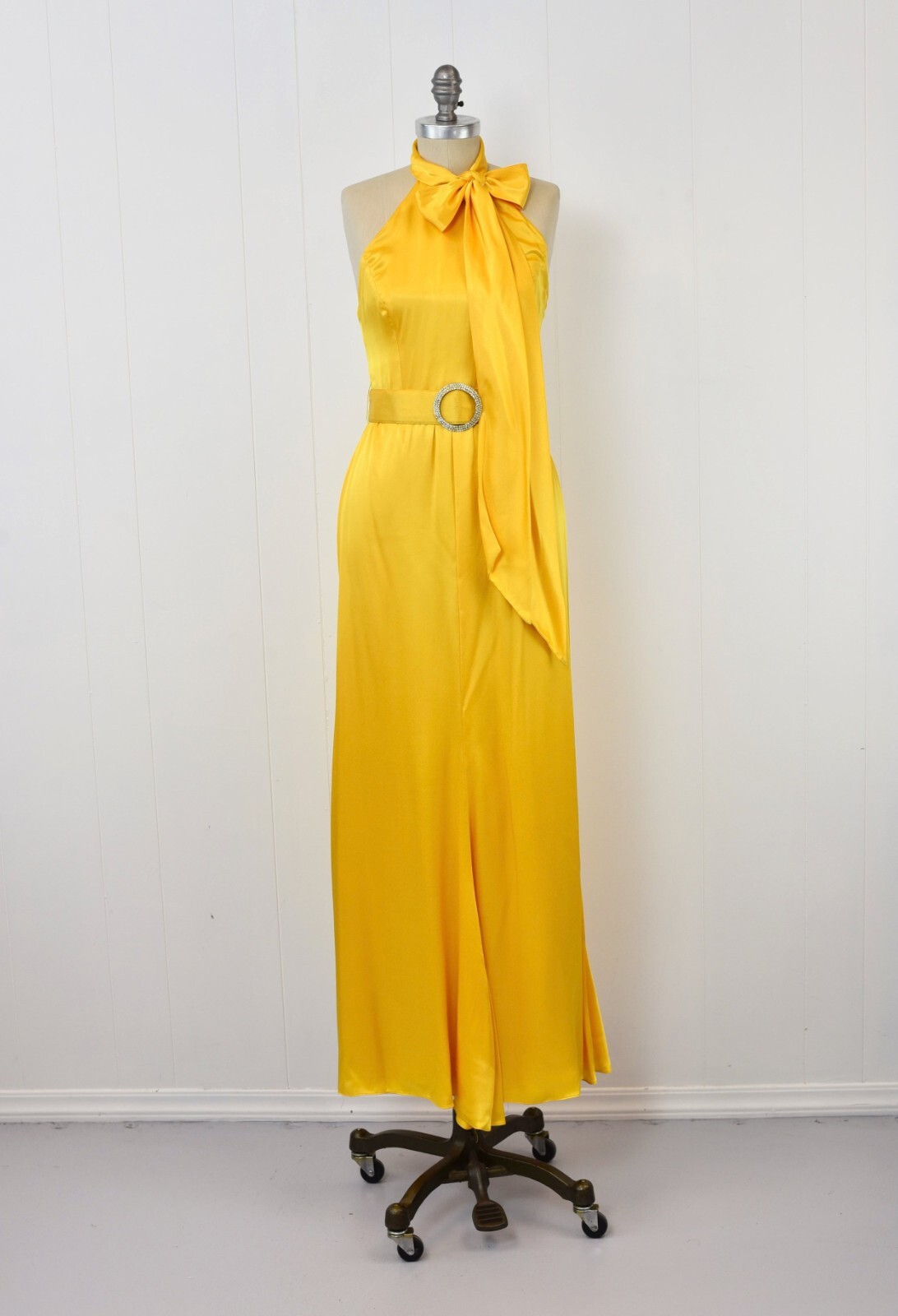 Vintage 1970s Oscar de la Renta Yellow Bow Rhinestone Belt Party Dress Gown