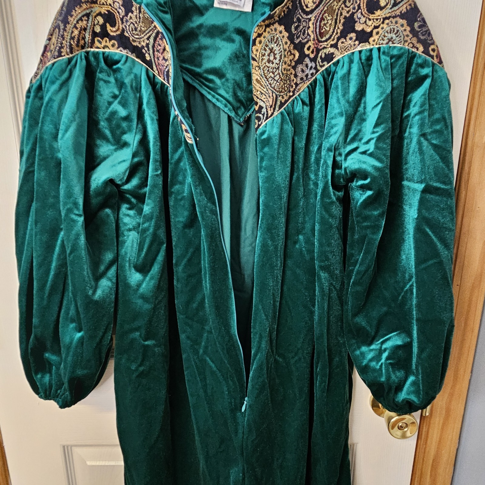 Vintage MCM Velour Embroidered Bathrobe Emerald Green Women’s Petite USA