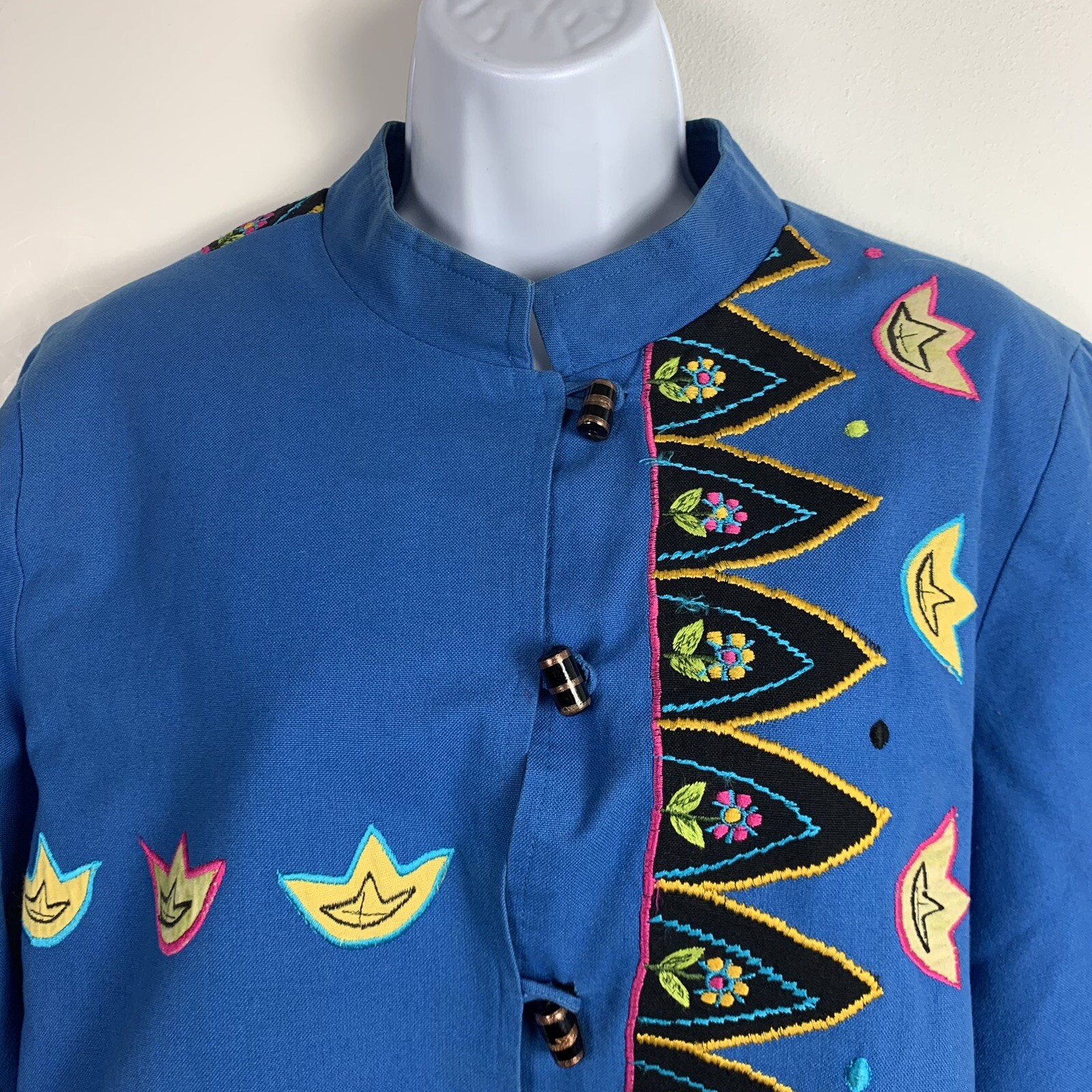 Indigo Moon Jacket sz M Blue Floral Embroidered Artsy Boho Whimsical VINTAGE