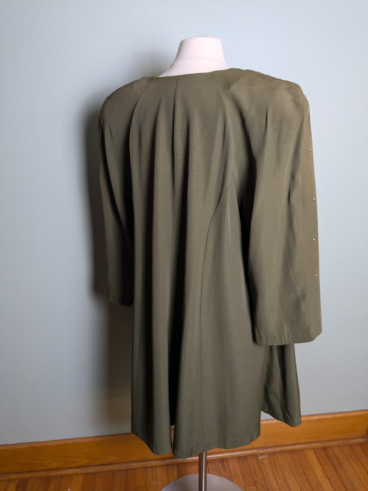 Vintage Olive Green Brass Studded 3/4 Sleeves Lightweight Coat