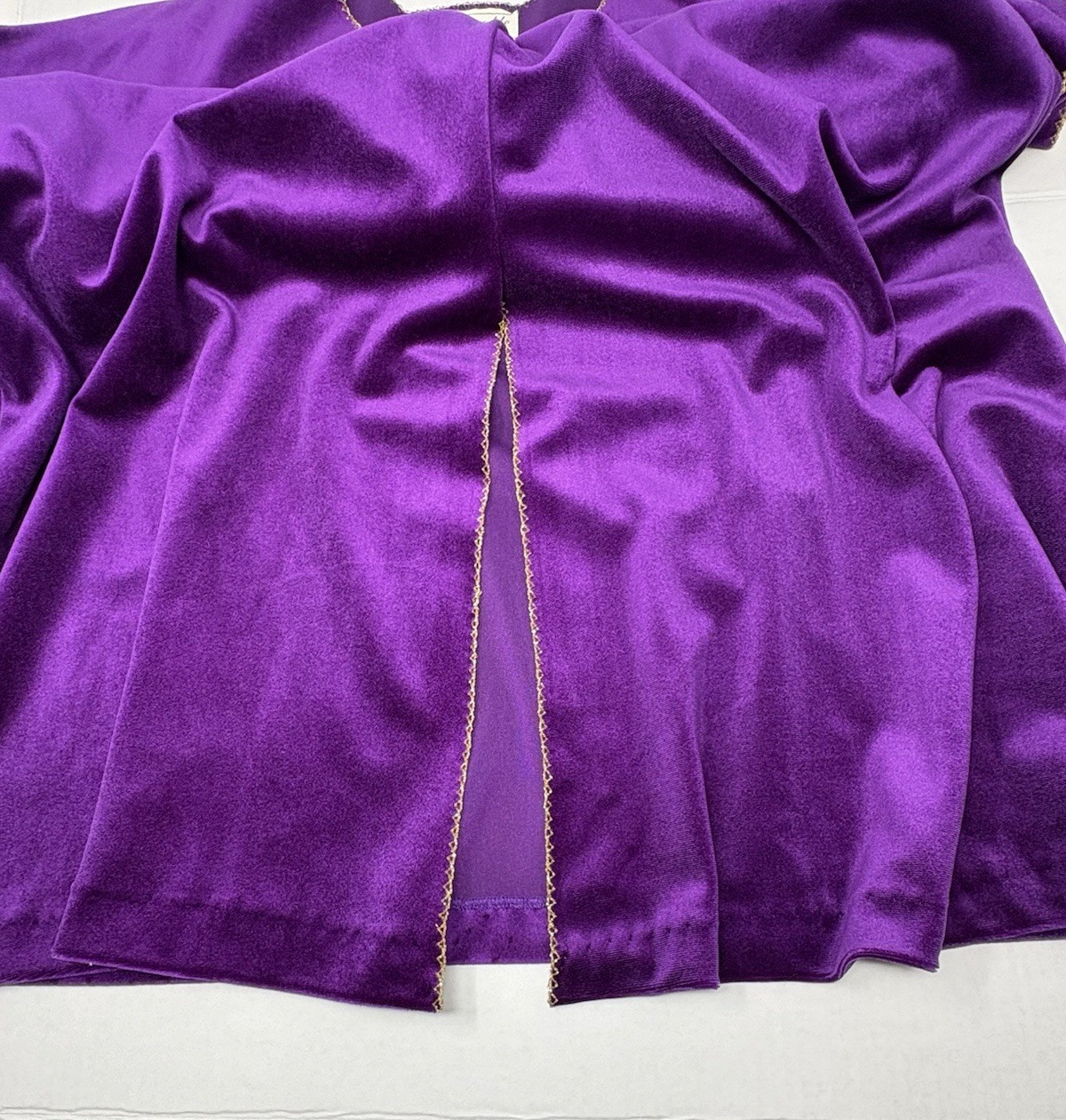 Jenelle California Vintage 1970’s Velour Caftan Hostess Gown Medium Purple Rare
