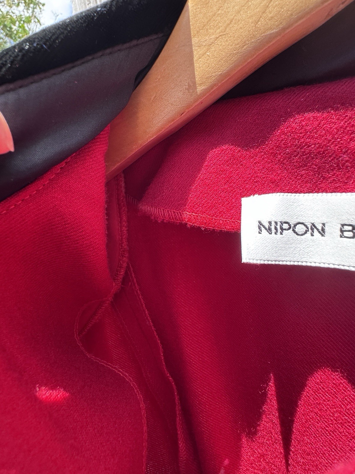 Red Wool Nipon Boutique Coat Black Velvet Trim Fitted Curves Size 4 Small