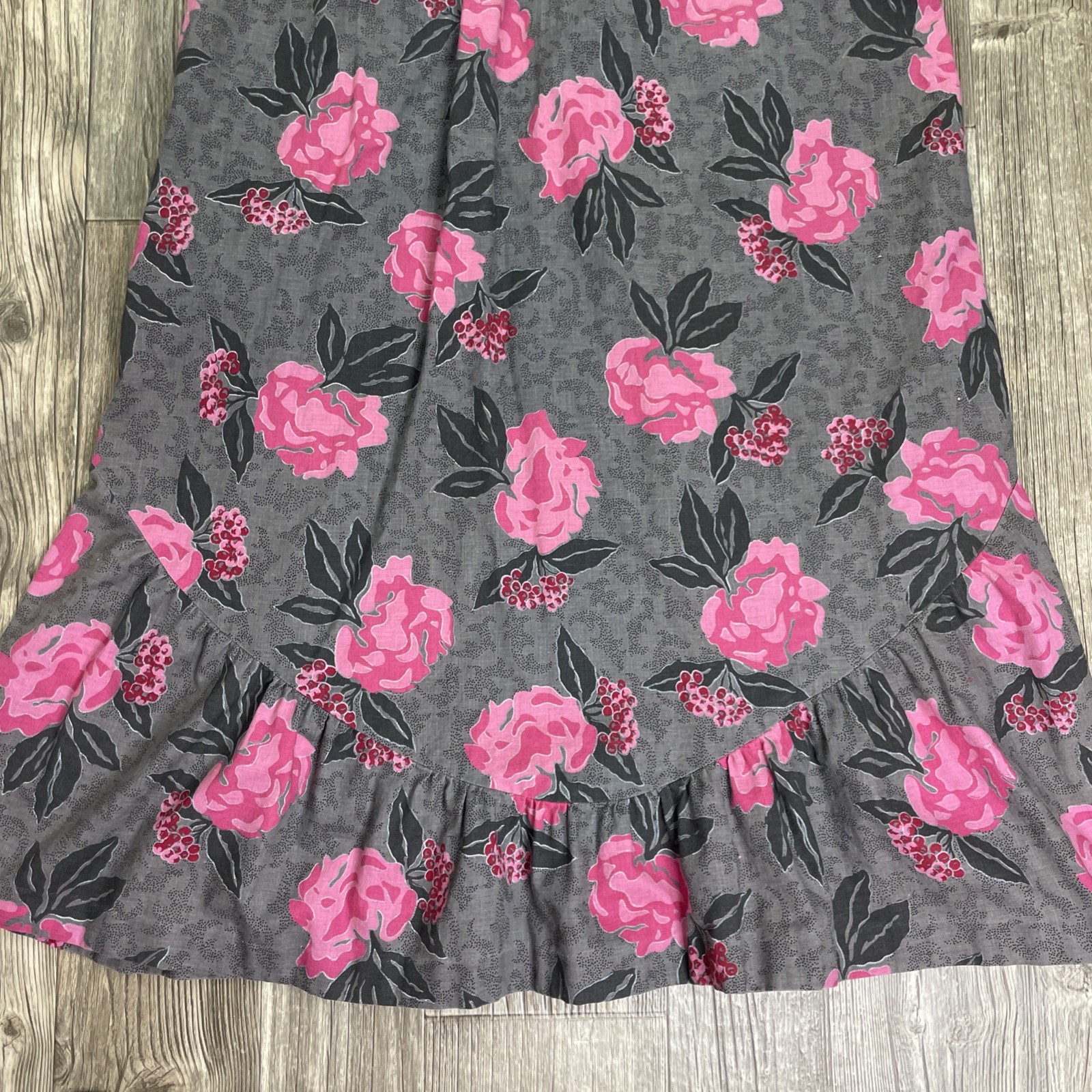Vtg Carol Bennett Dress Gray Pink Black Floral Hawaiian Muumuu Size M/L