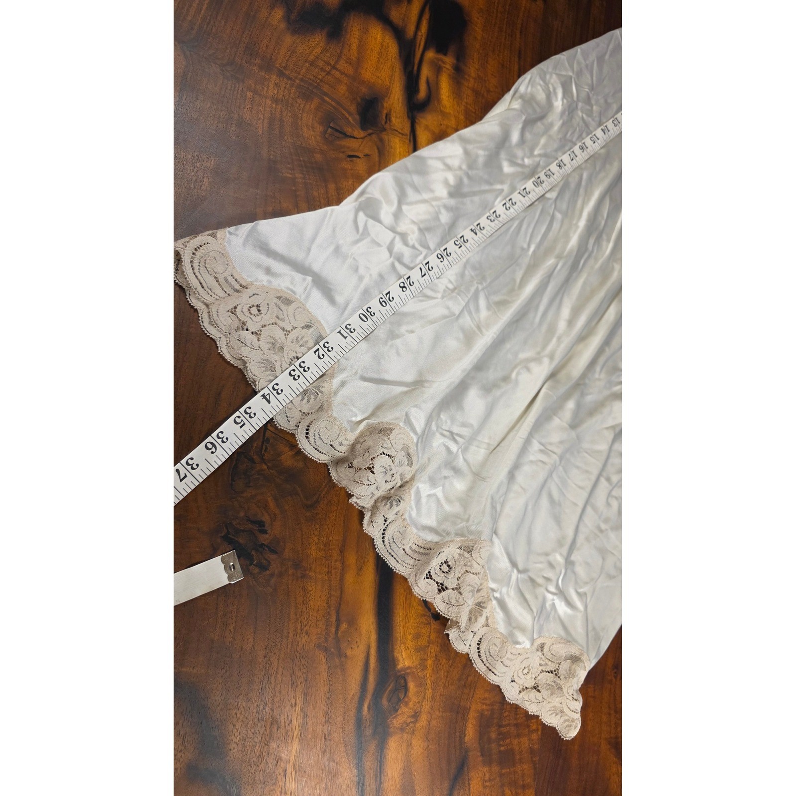Vintage Vanity Fair Ivory Lace Trim Full Slip Antron SLIP DRESS FAIRYCORE BOHO I