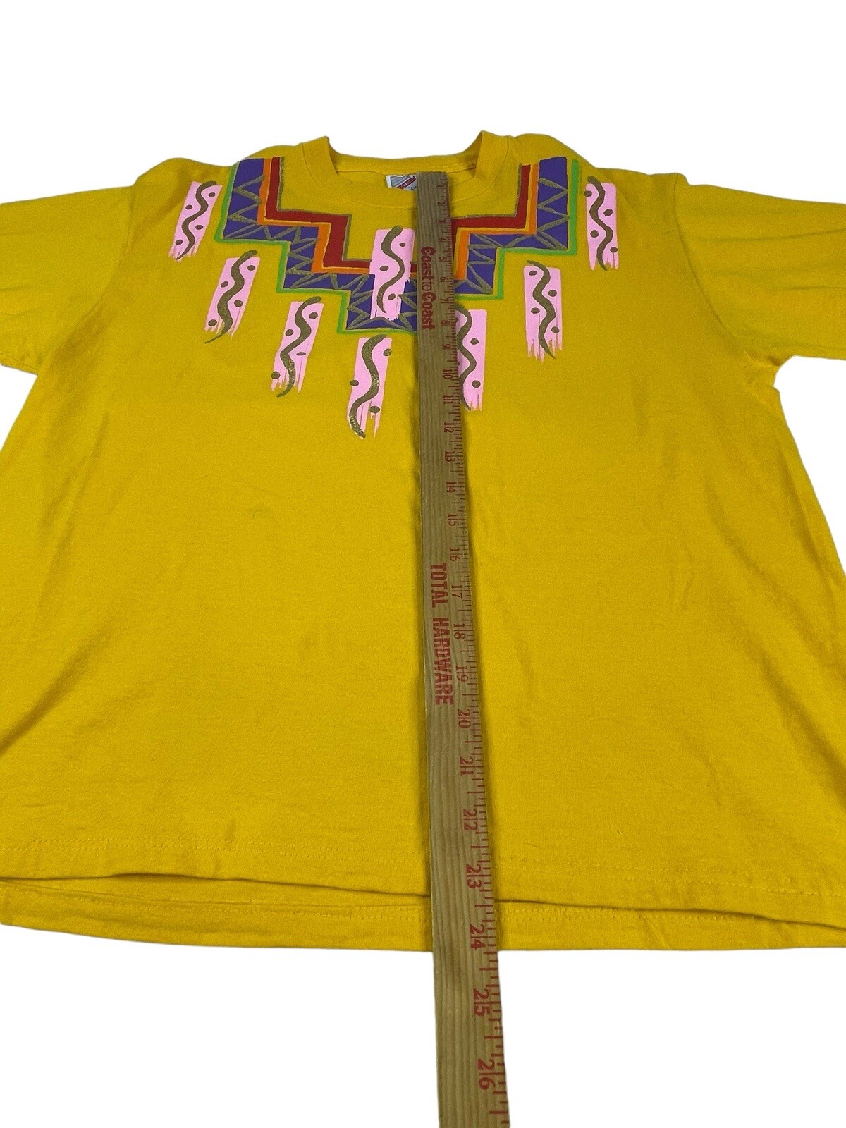 Bright Yellow 1980’s Print Jerzees Women’s T Shirt L 42-44 USA Colorful Glitter