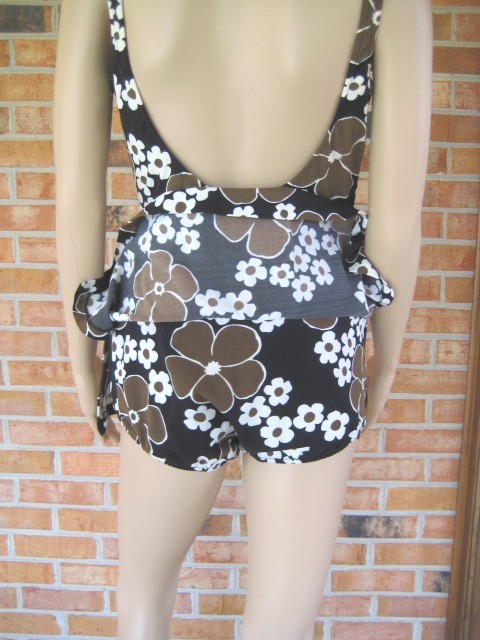 Vtg ROXANNE SuPeR MOD HiPPiE DaiSy FLoRaL FLoWeR 1pc Swim BATHING Suit 16/38C