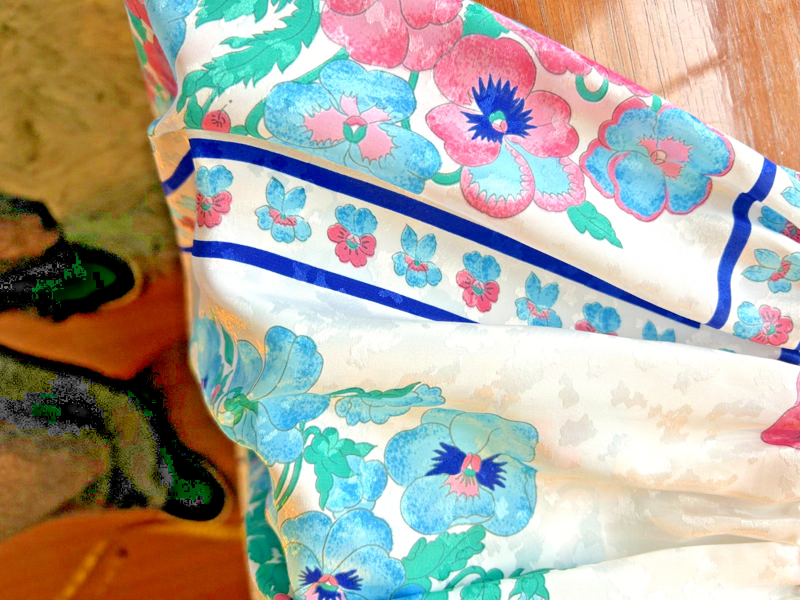 Silky Garden Pansy Print Calif Designs Dorothy Samuel 1980s does 40s Dress M