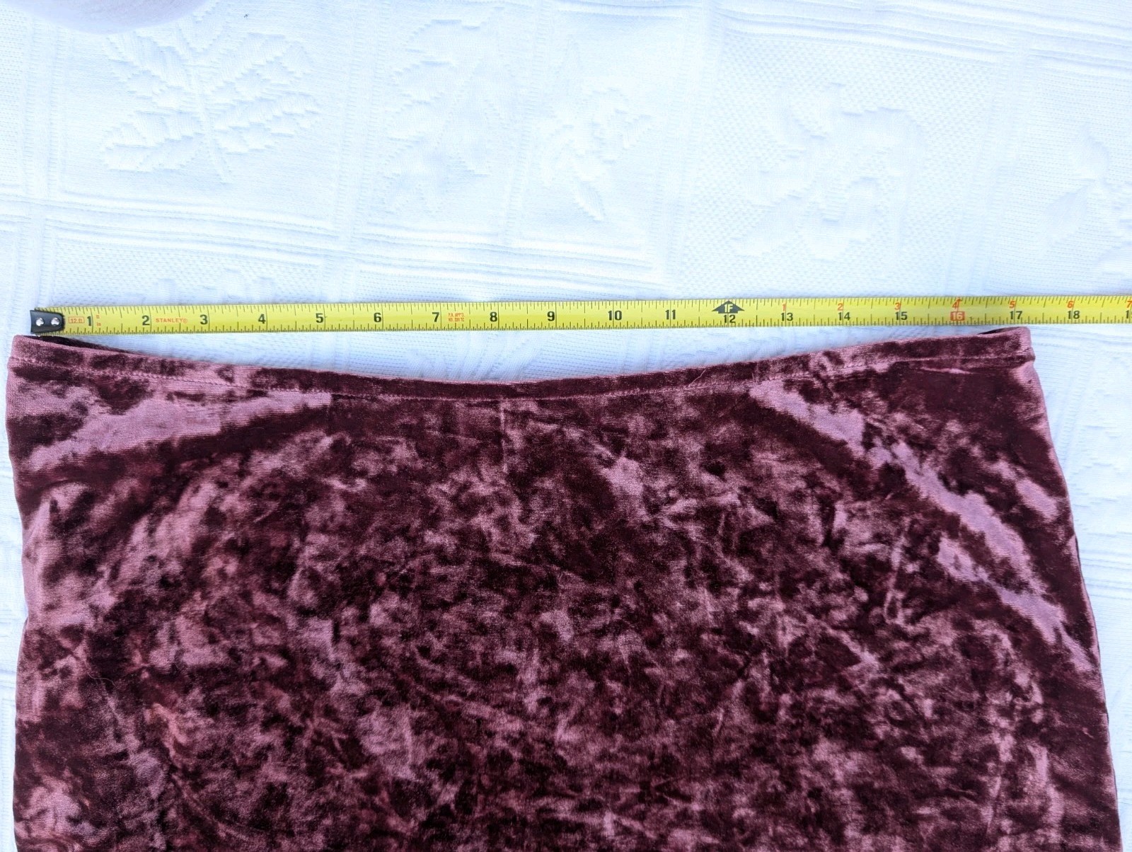 Robbie Bee Skirt Sz 14 Velvet crushed Whimsigoth Fairy Witchy Burgundish Y2K