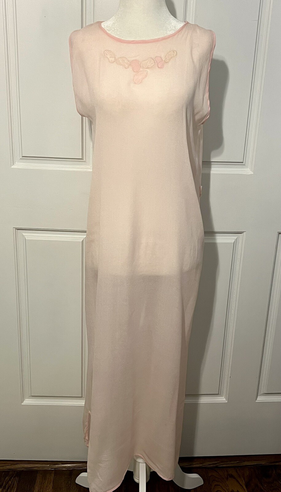 Vintage 1930’s/40’s Lady Ly Pink Silk Nightgown Appliques Midi Length Size XS/S