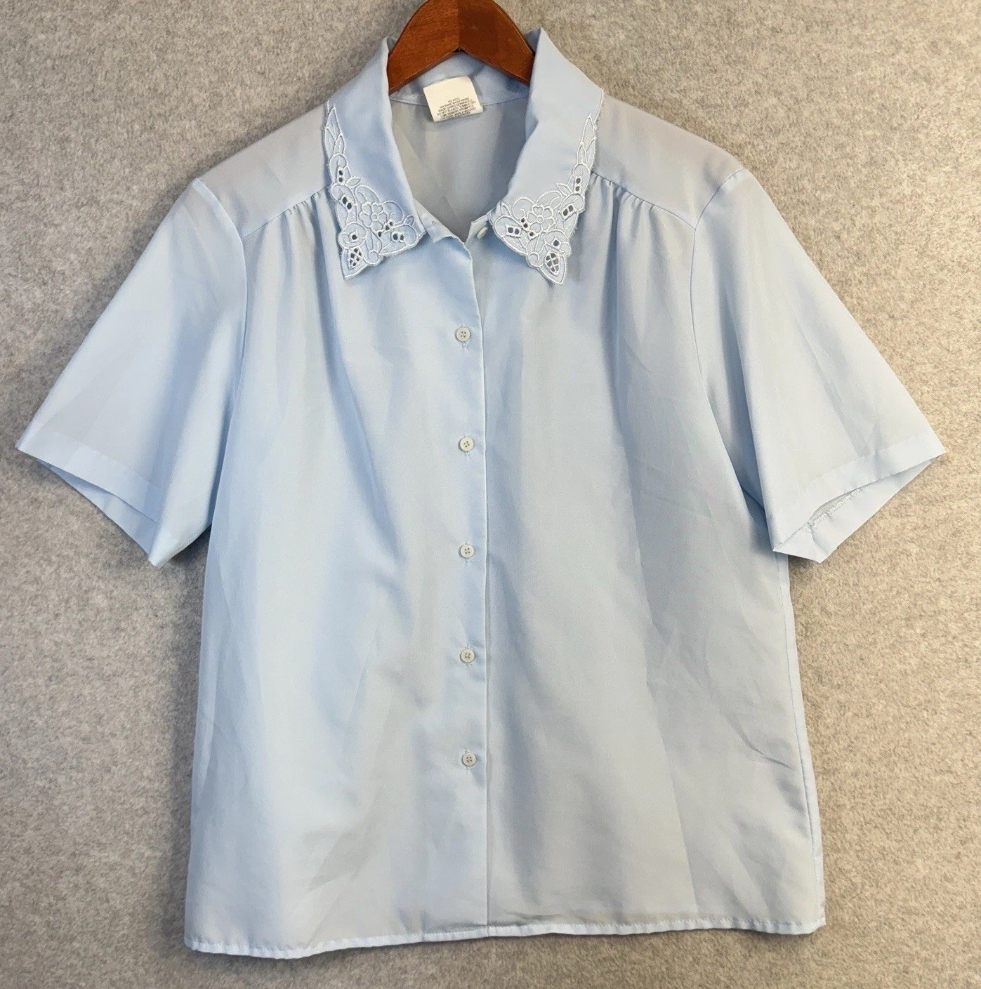 VTG Nikki Size 14 Light Blue Short Sleeve Blouse Eyelet Lace Collar Made in USA