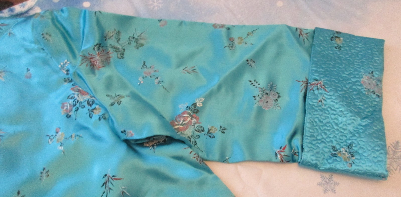 Vintage Turquoise Satin Brocade Asian Floral Robe – Size 42 – 1940s/60’s