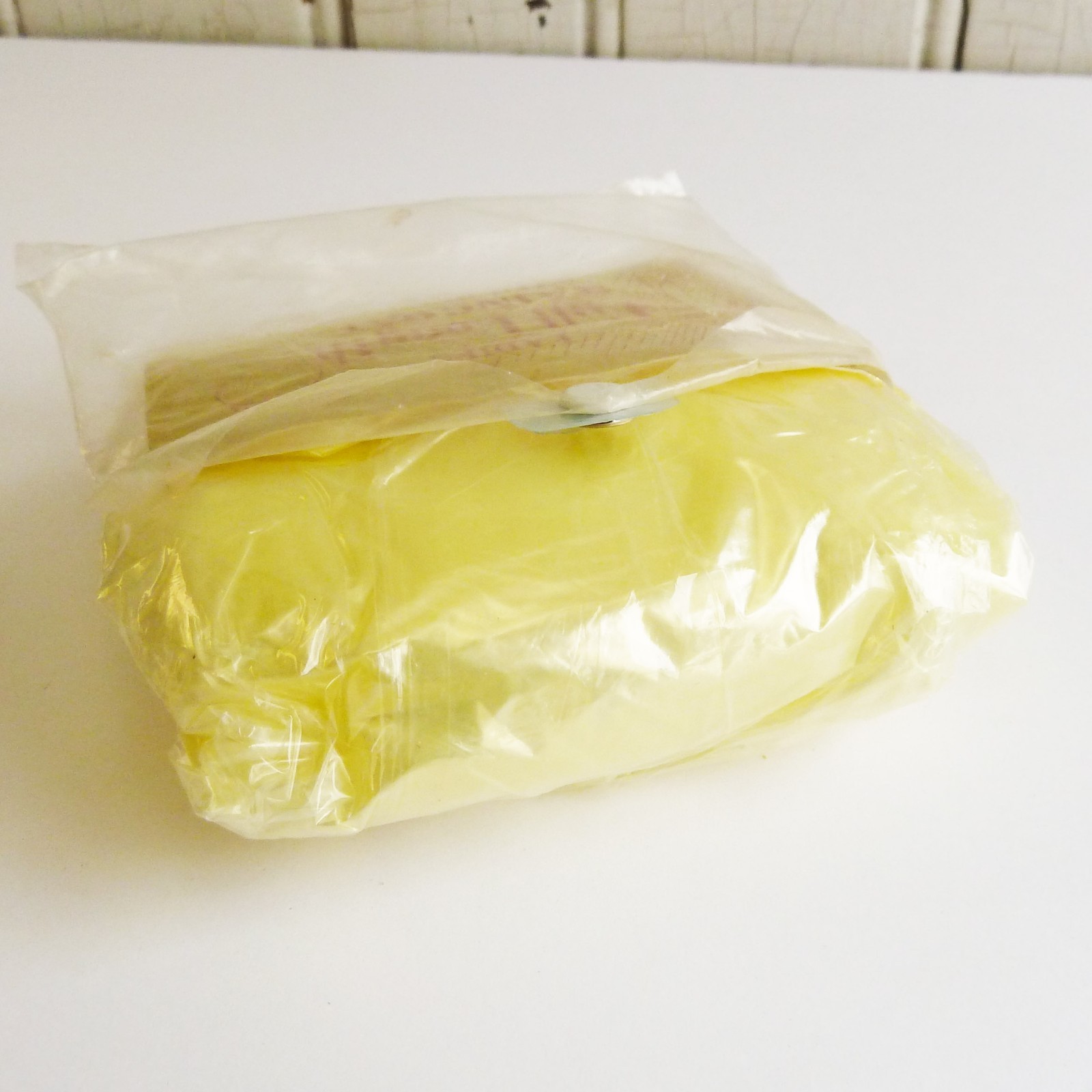 LADIES Full Length Clear Plastic RAINCOAT with Hood New in Pocket-Size Package