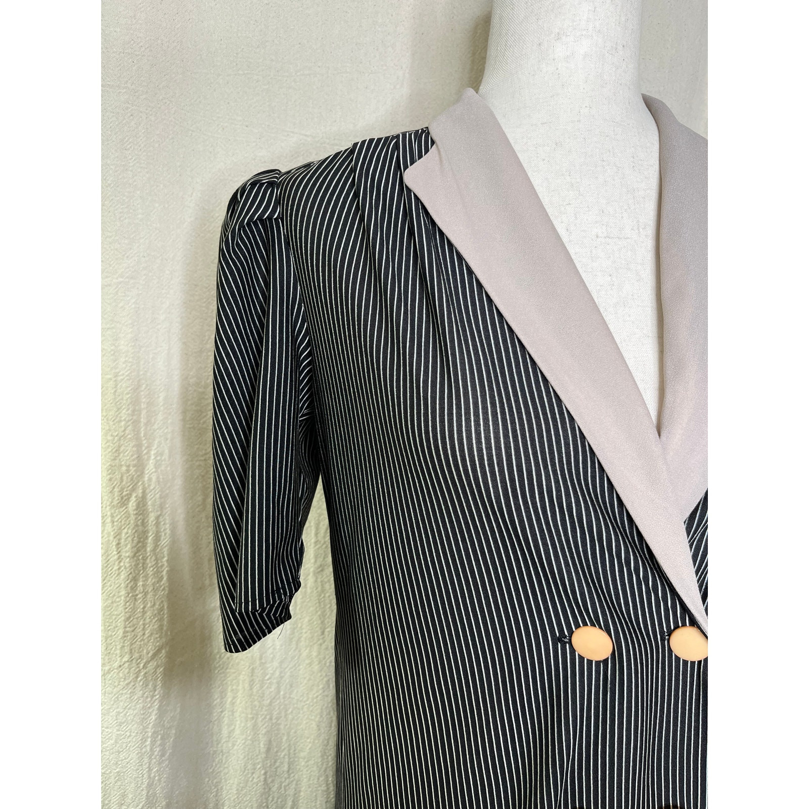 1980s Jerri Gee Pinstripe Black Tan Whimsigoth Vampire Goth Blazer Dress M