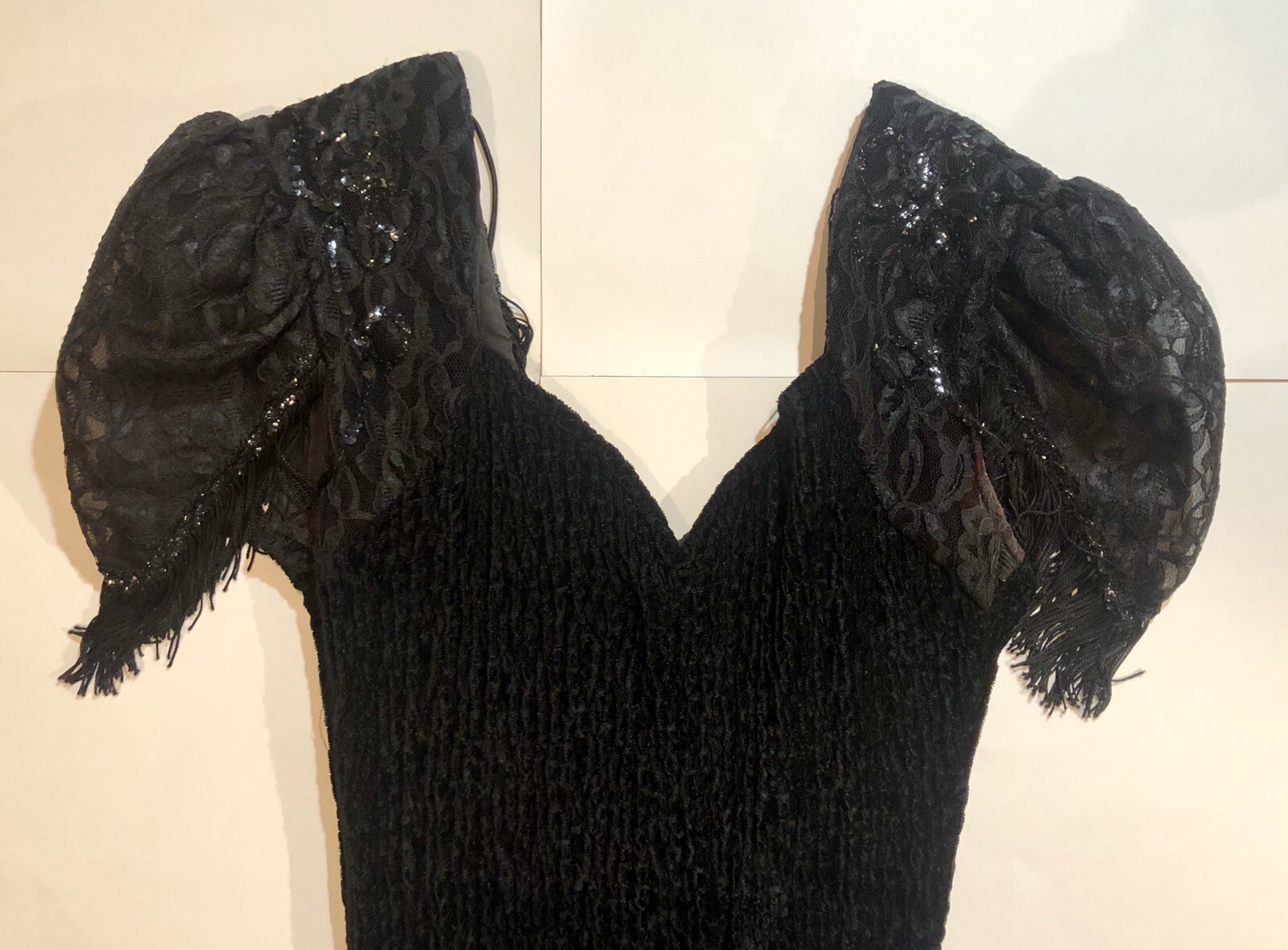 Vintage 1980’s Women’s Size 13/14 S? Cocktail Dress Black Sequin Velvet Tassels