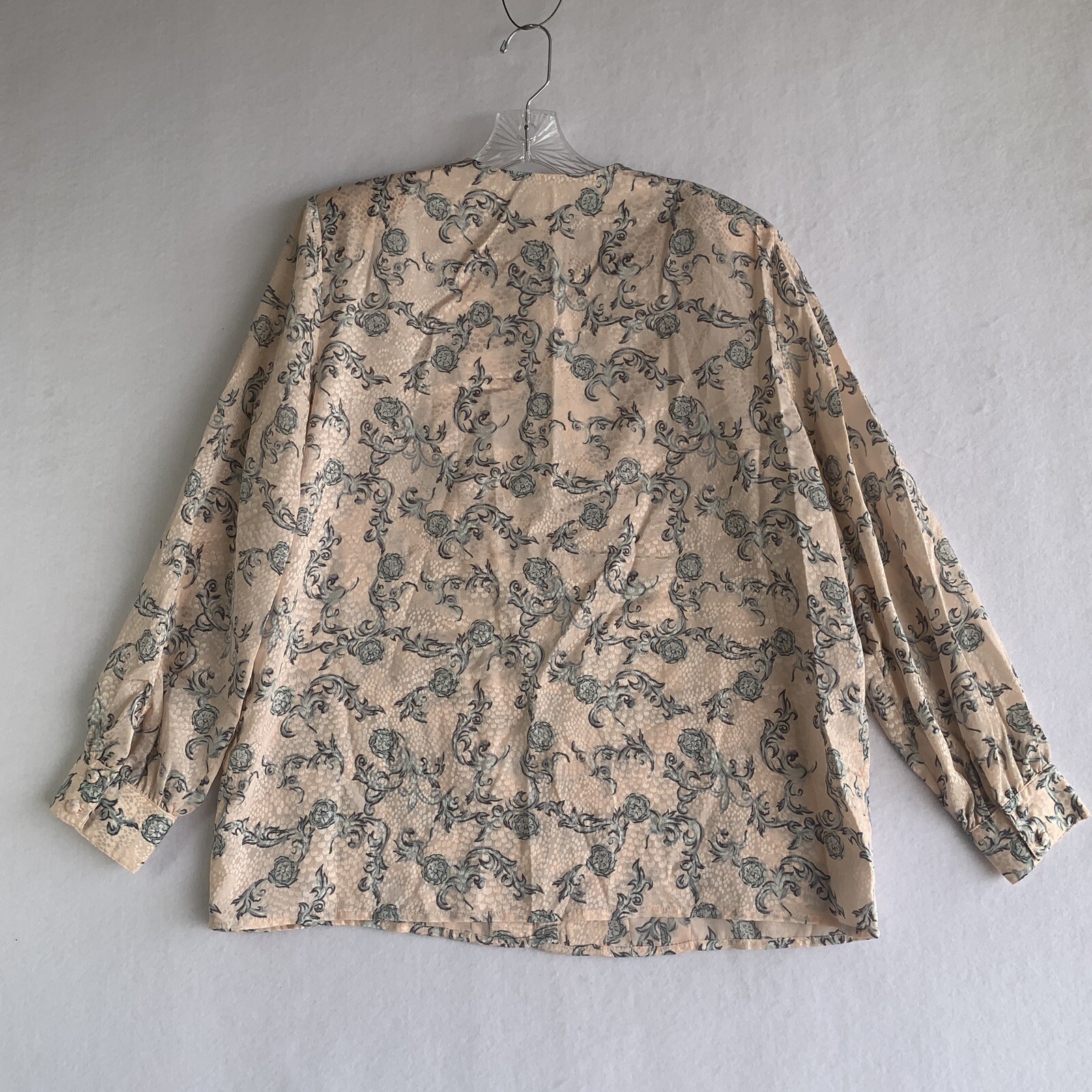 Wilroy Limited Edition Womens Blouse Top Shirt Size 16 Pleated Vintage Hong Kong