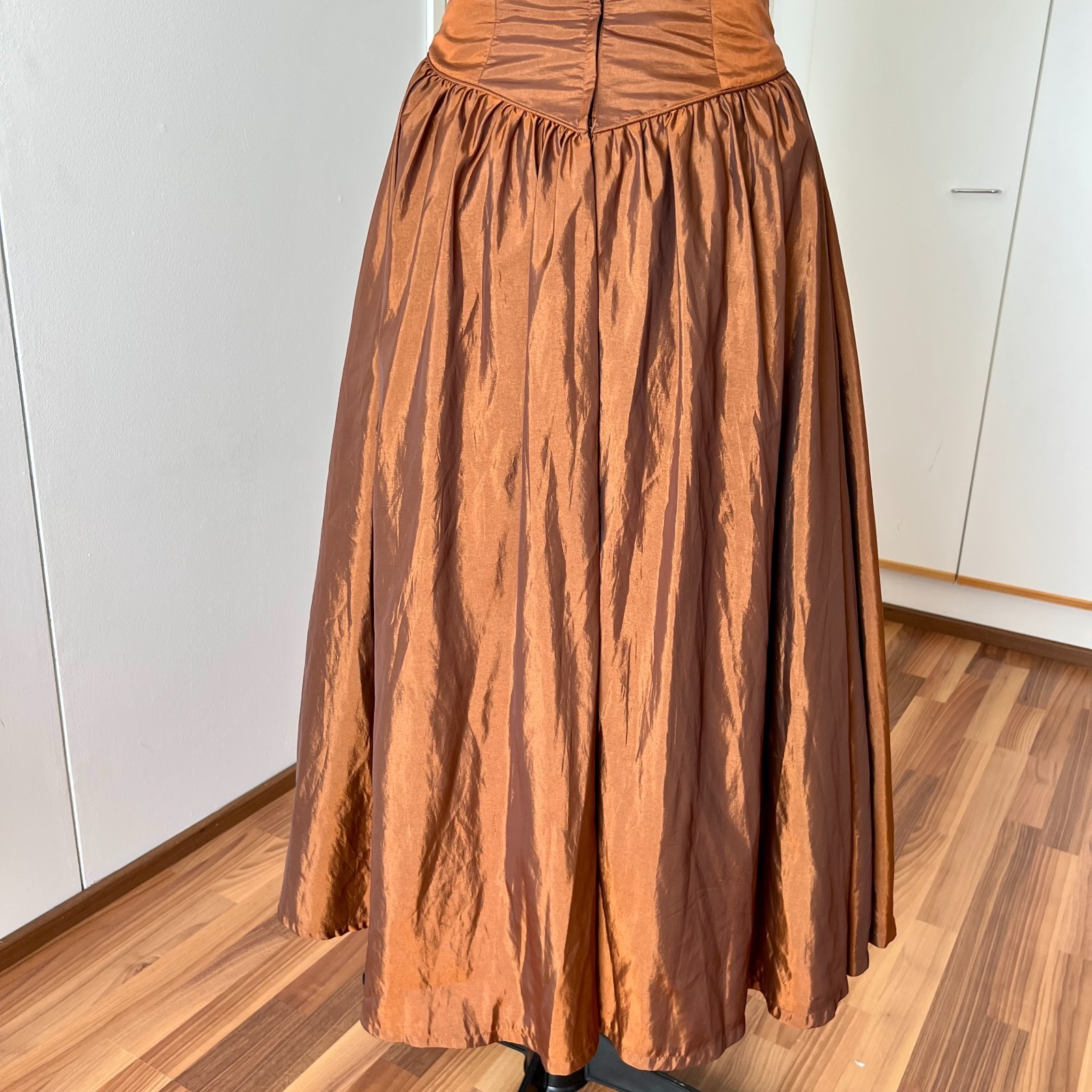 1980s JOHN CHARLES Off Shoulder Cocktail Gown Prom Party Taffeta Gala Evening