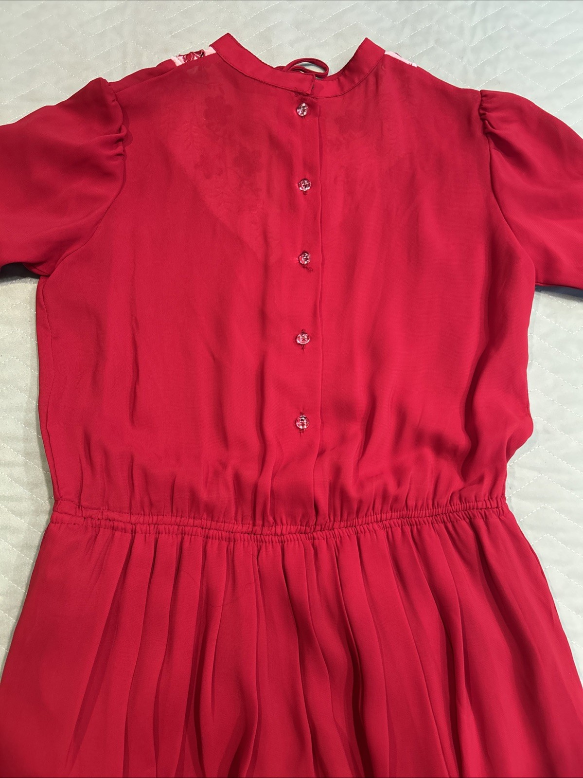 Vintage Women’s Dark Red Elastic Waist Shirt Sleeve Dress Embroidered Flowers