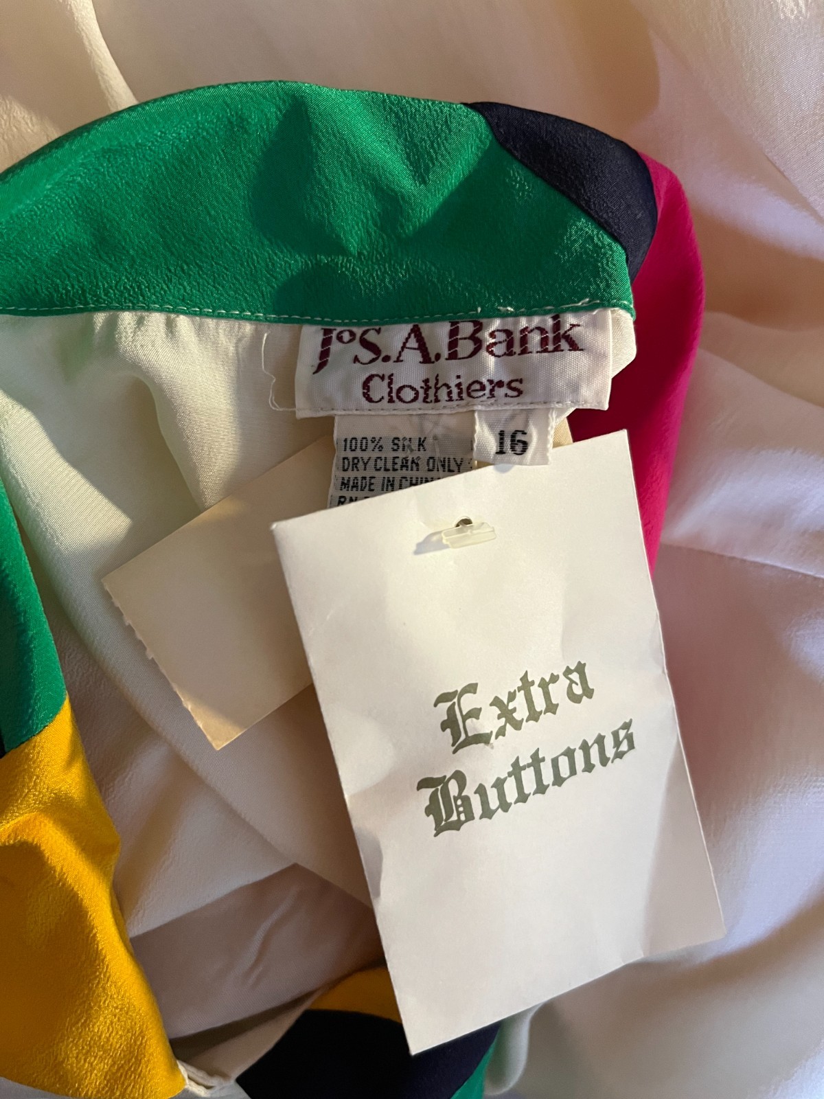 Vintage Jos. A Bank Women’s 16 Silk Button-Up Shirt Cream Colorful *Flaw