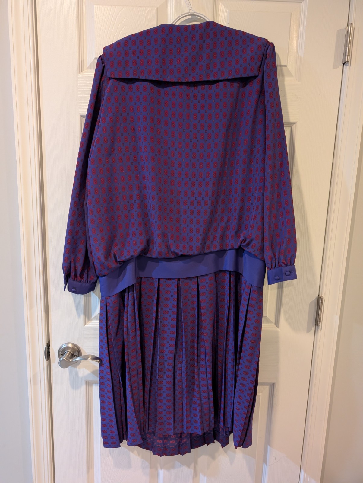 Vintage 1980 Grace Tone Fashion Purple And Red Dress. Vintage Size 20