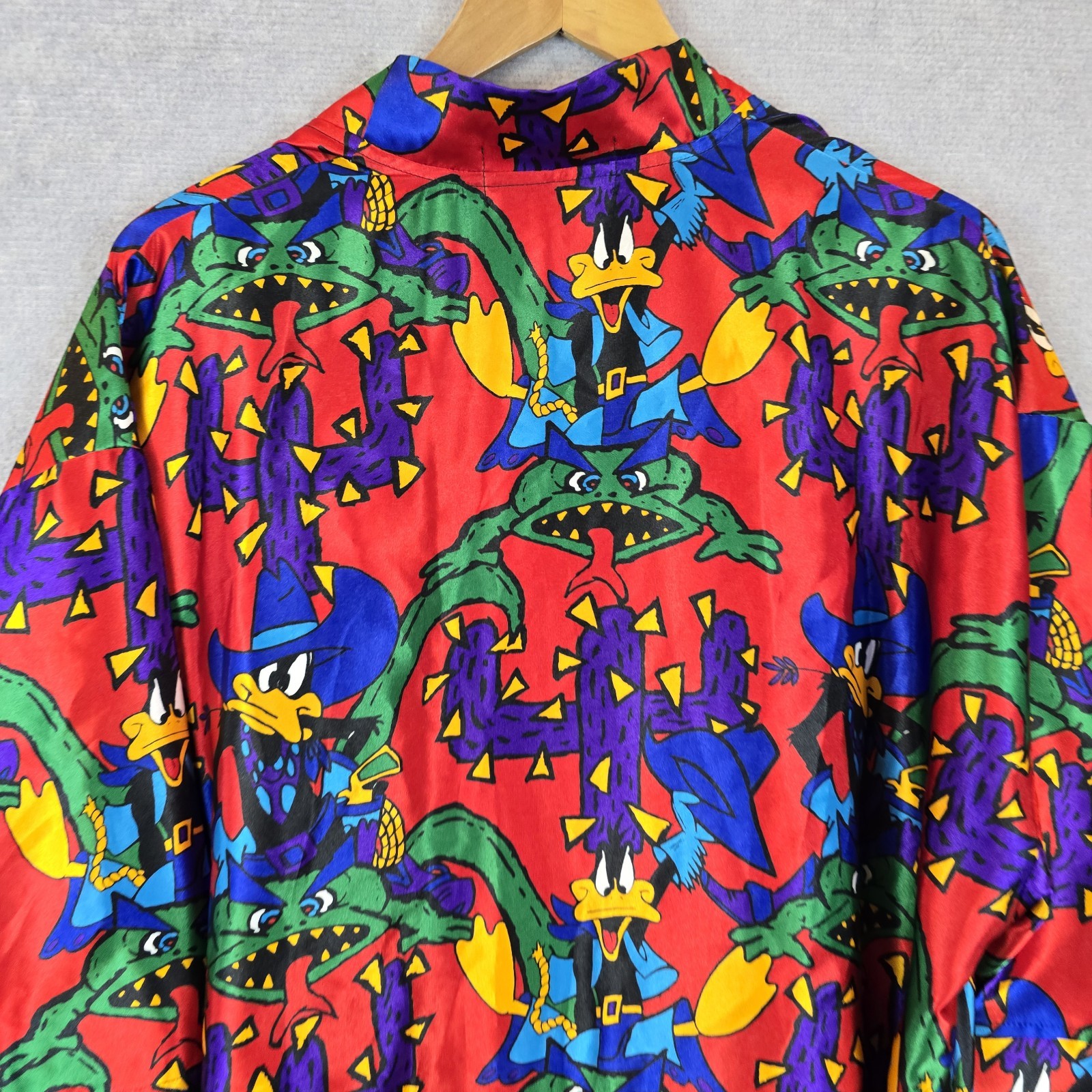 Vintage 90s Davenport Satin Robe Dressing Gown Looney Tunes Red Daffy Duck 1993