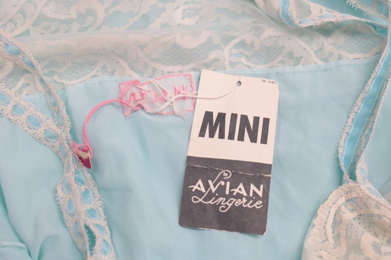 Vintage NWT Avian Nightie S Nightgown Double Nylon Blue Chiffon Lace Trim Flawed
