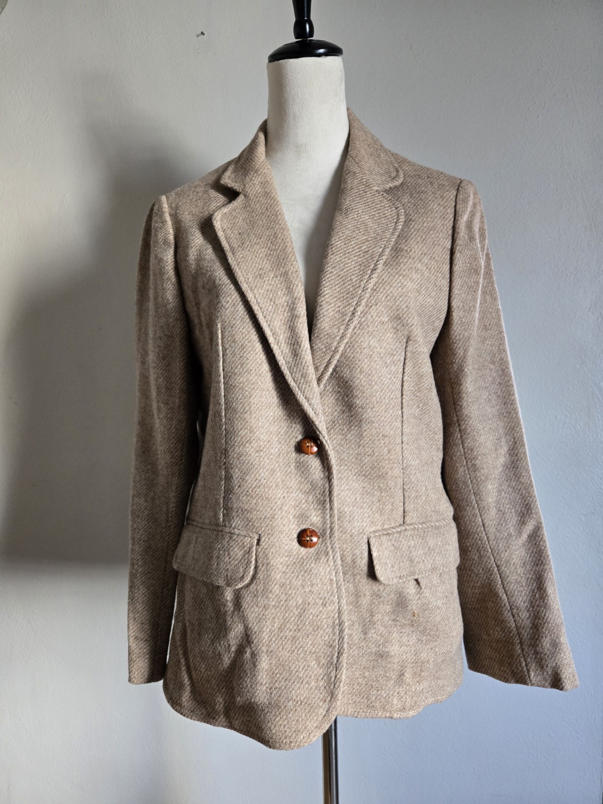 White Stag Jacket/vintag/sizeS/wool/silk/Brown Wool/herring texture/beige