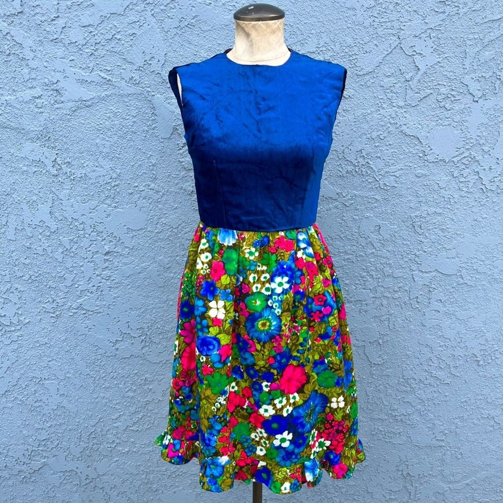 1970s Mod Dress Petite XS Floral Flower power Hippie groovy mini
