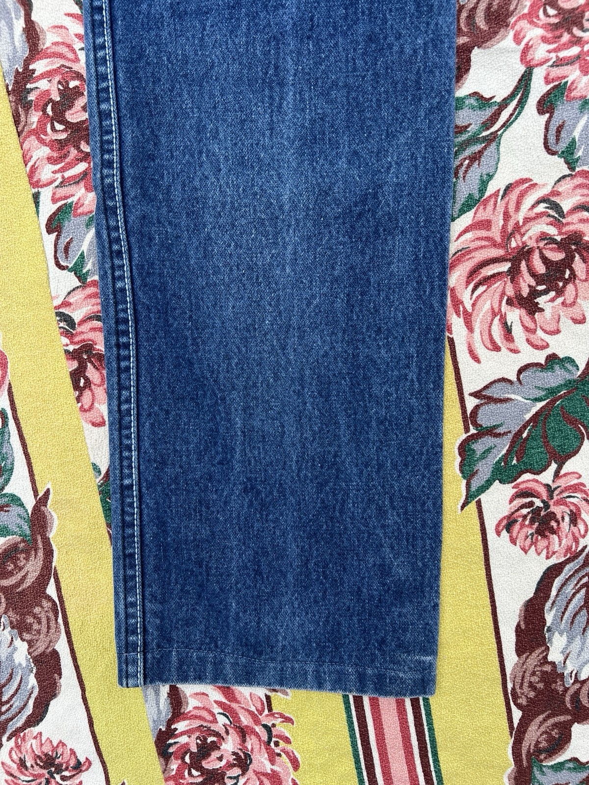 Vintage 80s Sergio Valente Jeans Indigo Dark Wash Straight Leg High Rise Fitted