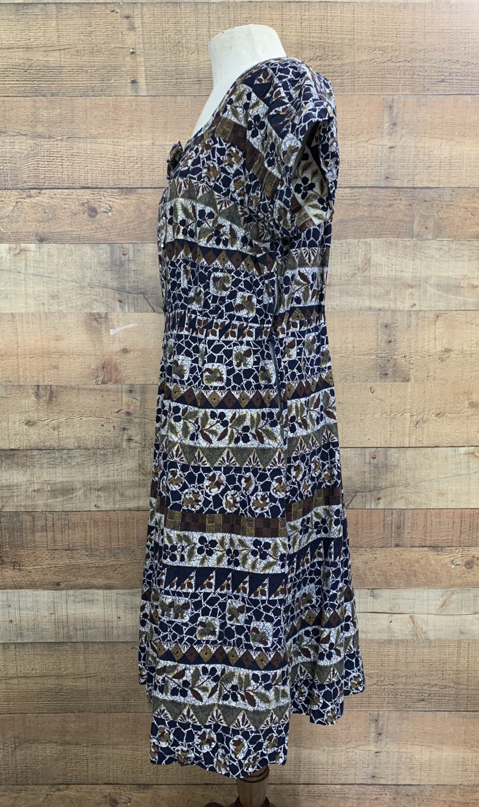Vintage early 1950’s Batik Cotton Side Metal Zipper Belted Dress Bust 42”/35” W