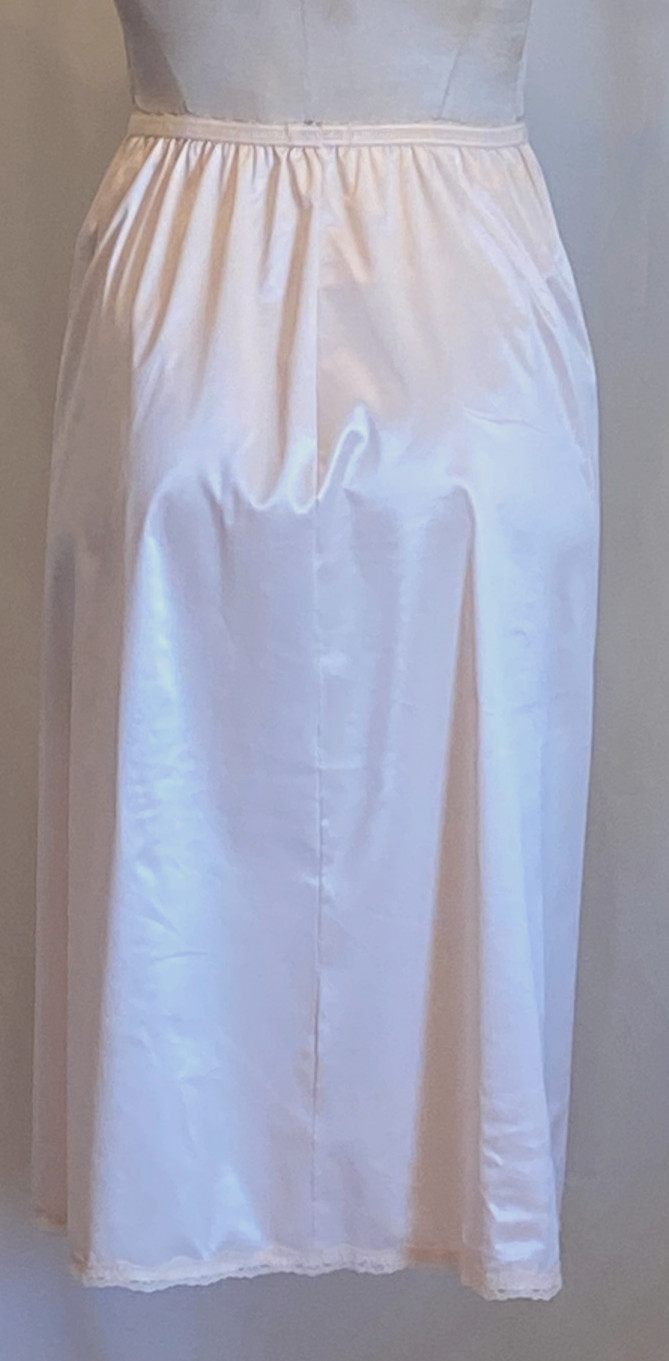 Henson Kickernick Vintage 'The Wrap’ Hi Slit Midi Half Slip Nylon Nude Petite px