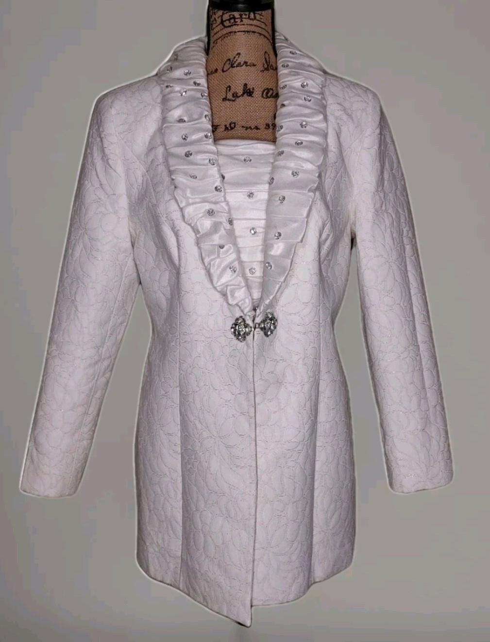 Vintage Elite Champagne White & Gold Satin Trim Victorian Jacket – Women’s 12