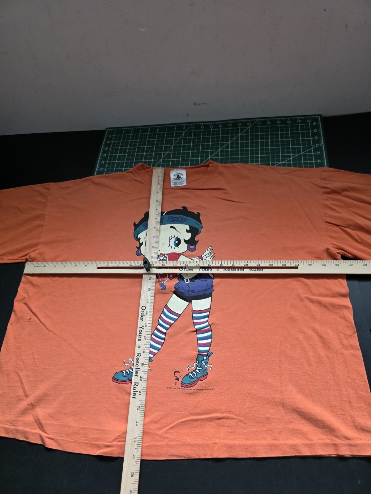 VTG 1993 Betty Boop Streetwear Orange One Size Ross International T-shirt Damage