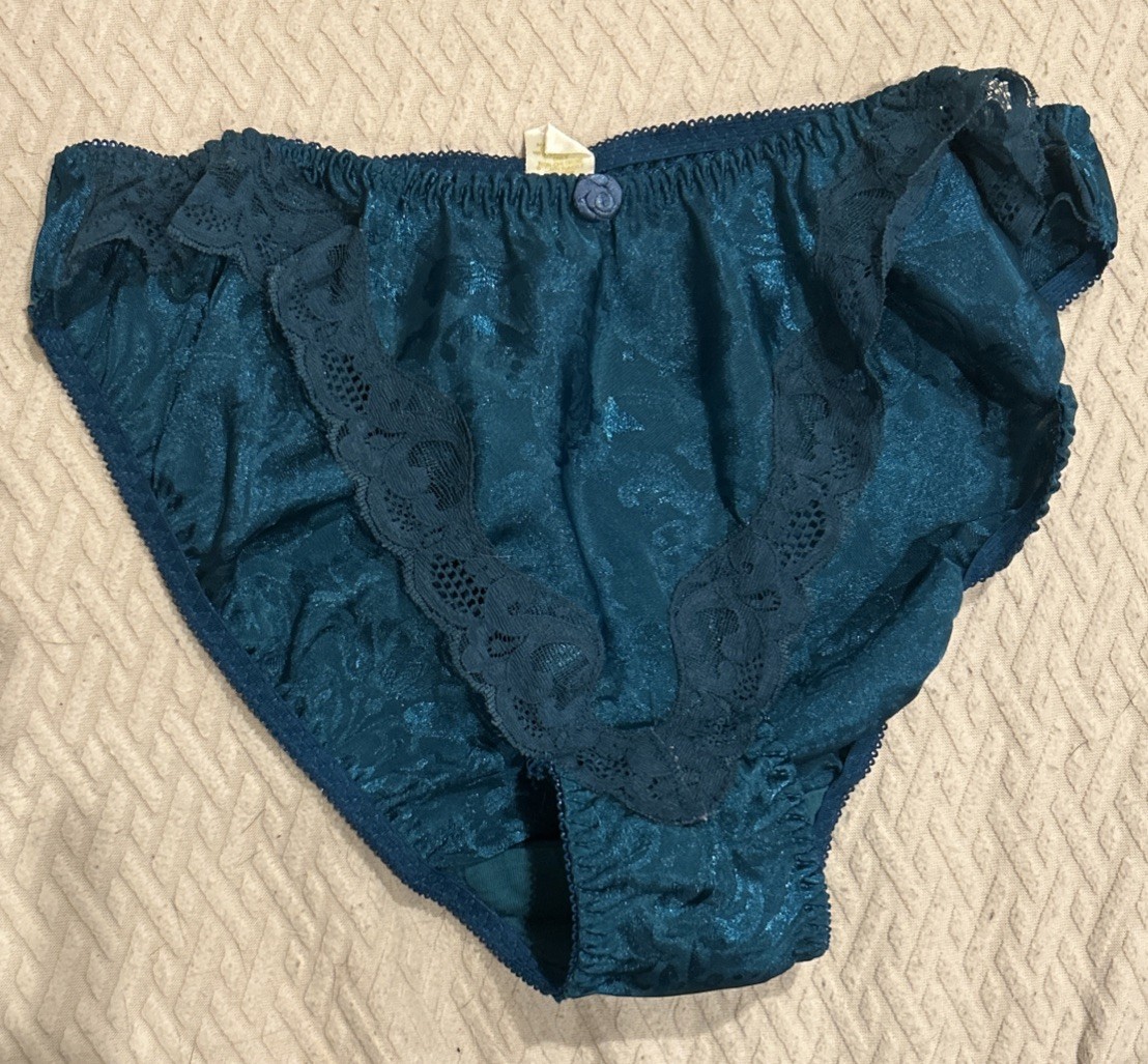 Vintage Victoria’s Secret Satin Lace Hi-Cut Bikini Panty Sz Medium 6 Teal