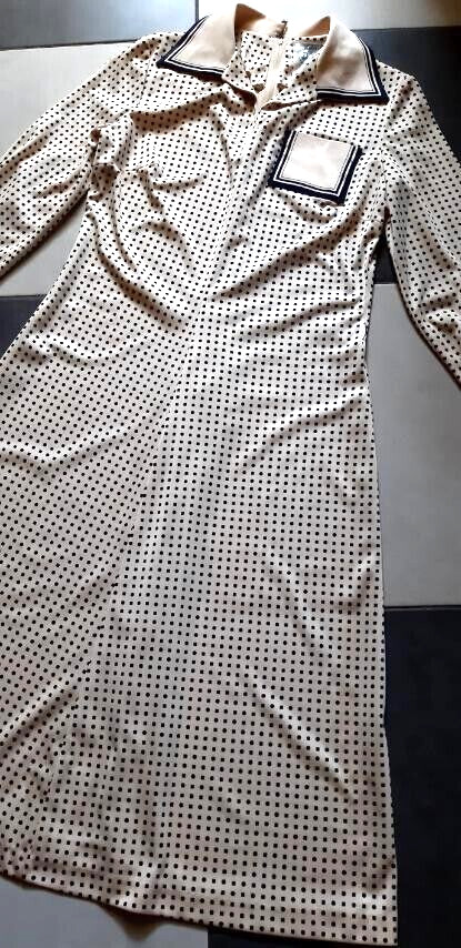 Vintage Designed by DAVISELLA Dress Maxi Beige with collar England UK-14 US-12