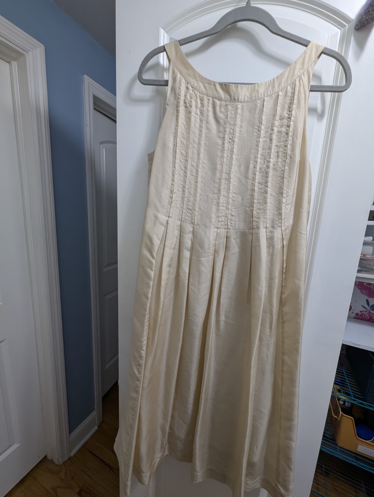 Vintage Laura Ashley Silk Dress Women’s 10 Ivory Pleated Cottagecore Minimalist