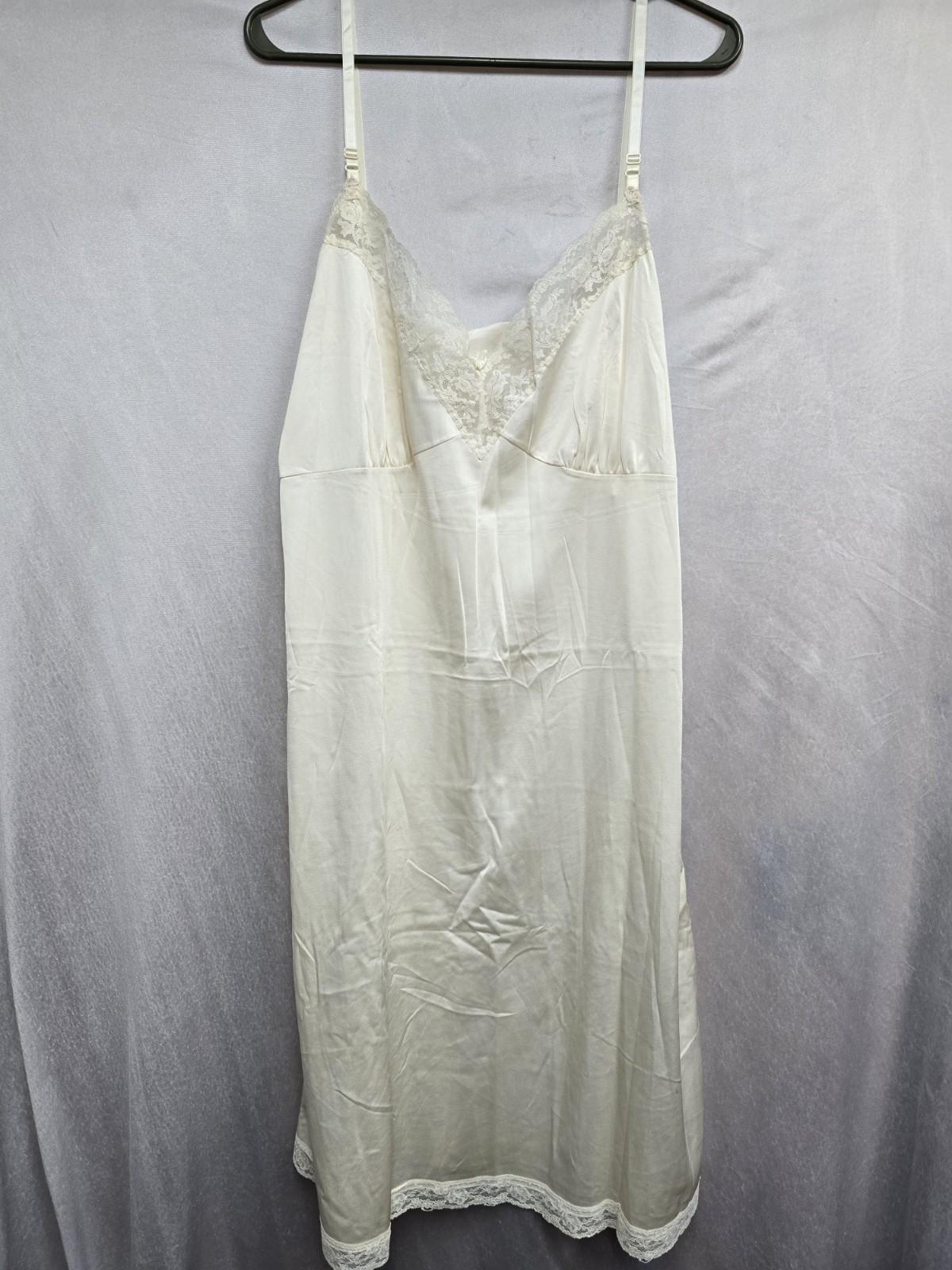 Vintage Light Beige Nylon Slip 44 46 42