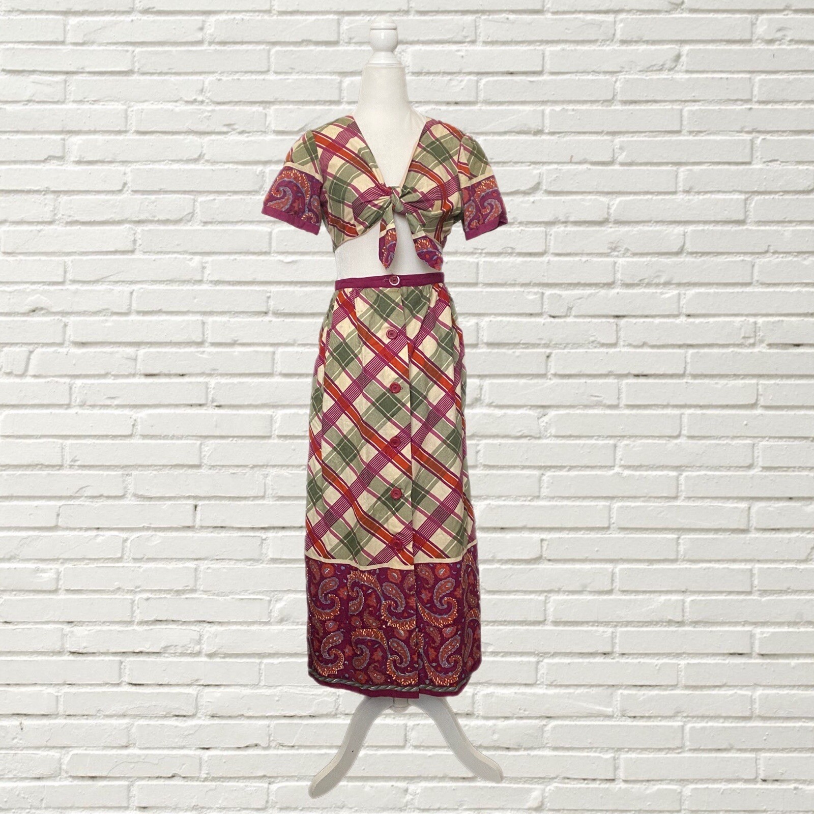 Vintage 70s 3 Piece Set Cotton Crop Top Hot Shorts & Maxi Skirt Paisley Print