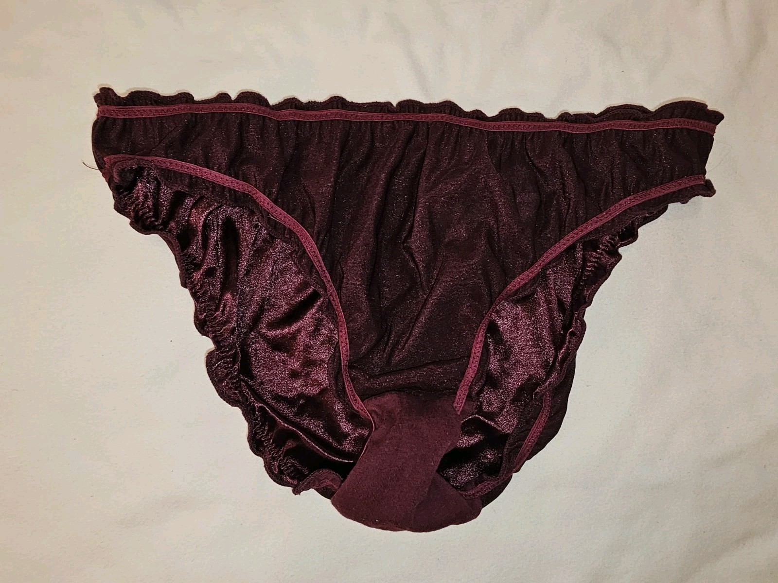 Vintage Ruffle Glossy Deep Purple Super Soft Nylon Satin Bikini Panties Size Med