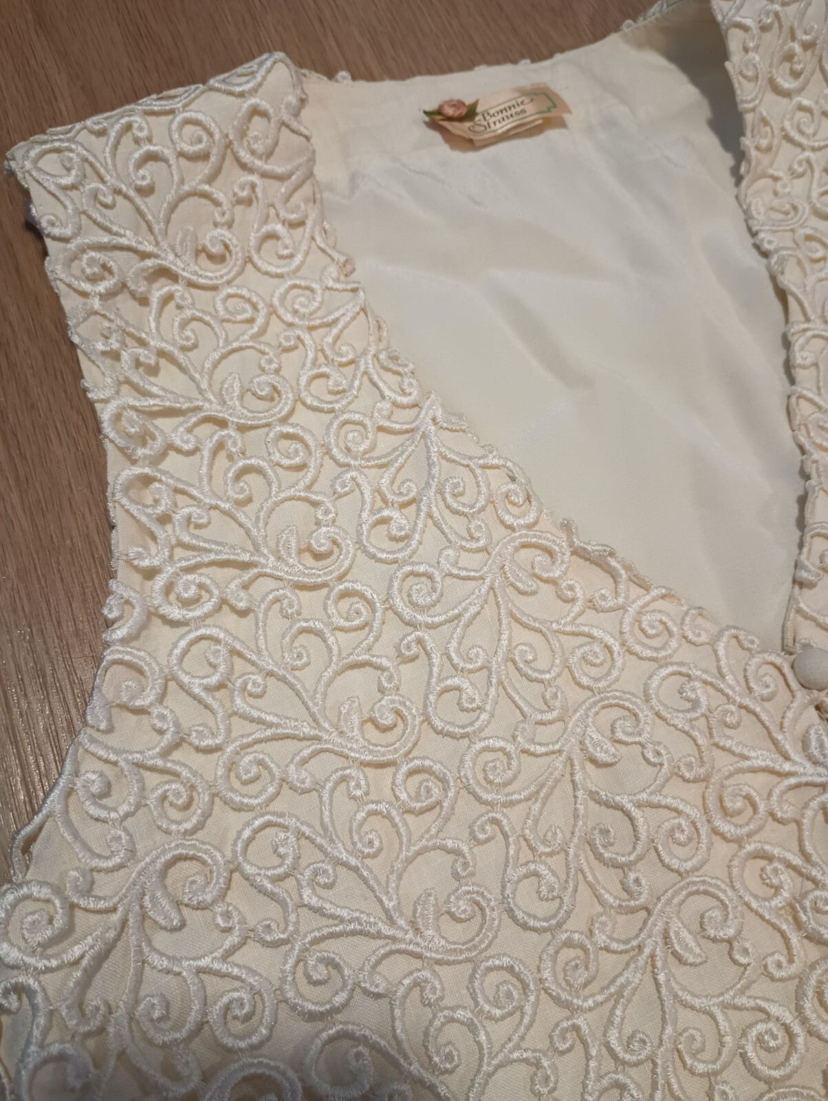 Vtg 80s BONNIE STRAUSS Soutache Embroidery Overlay Ivory Waistcoat Vest Top 6, M