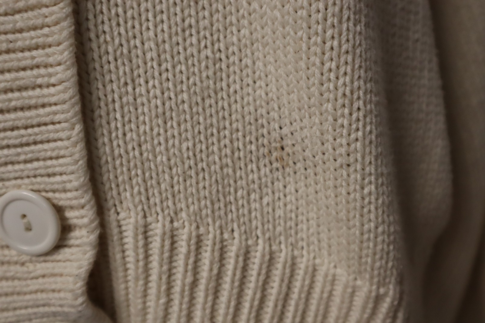 Vintage 1990s Sarah Arizona womens ivory cotton cardigan sweater S/M (USA)