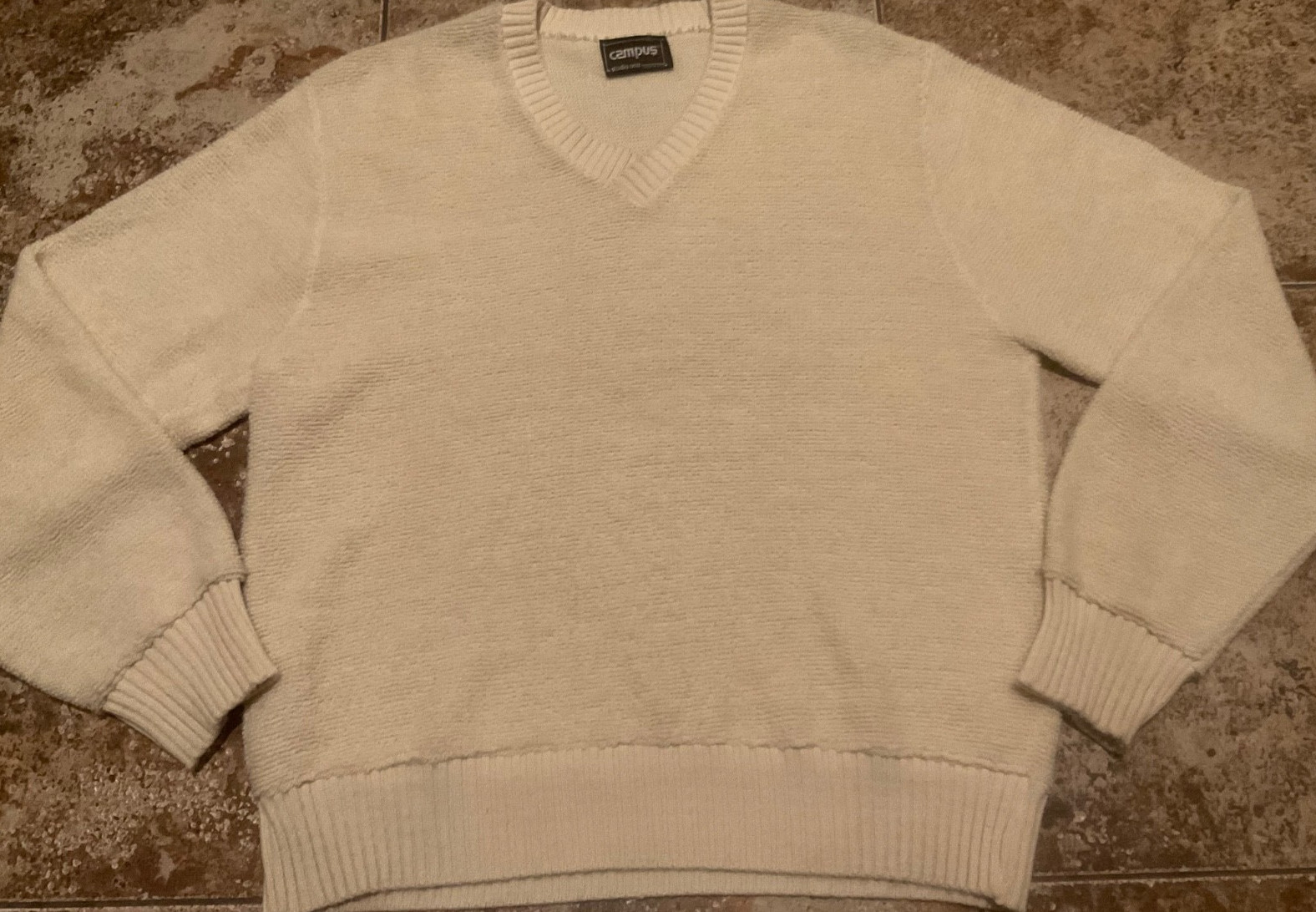 VINTAGE 70’S CAMPUS V-NECK ACRYLIC TERRY SWEATER ( MENS XL ) IVORY BEIGE