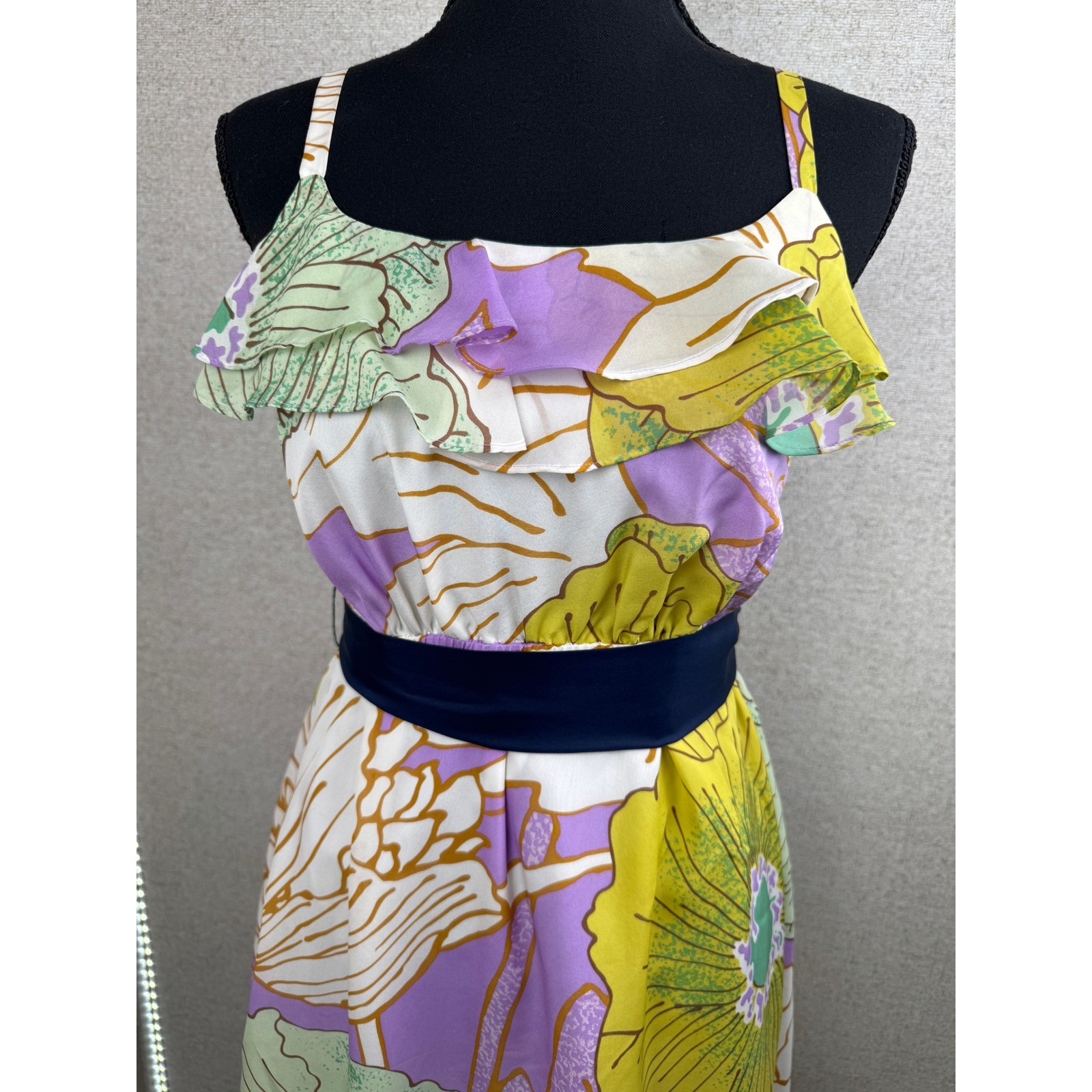 Vintage Y2K Maeve Anthropologie 100% Silk Floral Ruffle Dress — Size 0
