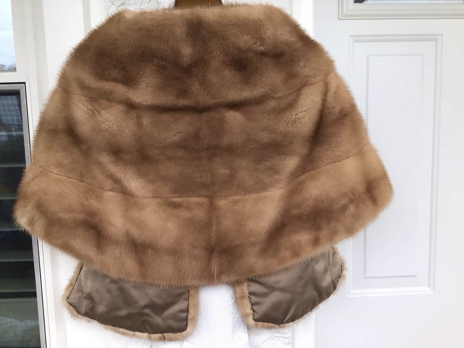 Glotzer & Glotzer Vintage Light Brown Real Mink Stole Fur With Hanger One Sz.