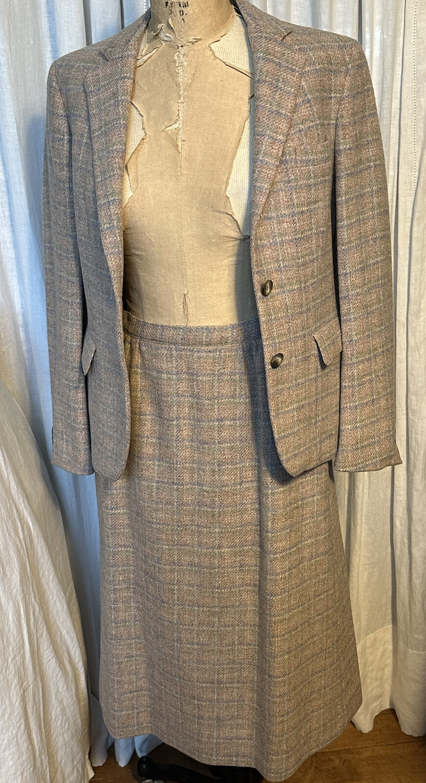 Vintage Ms.Sero Womens Pale Beige/Pink/Blue Wool Plaid Skirt Suit Sz 8 used