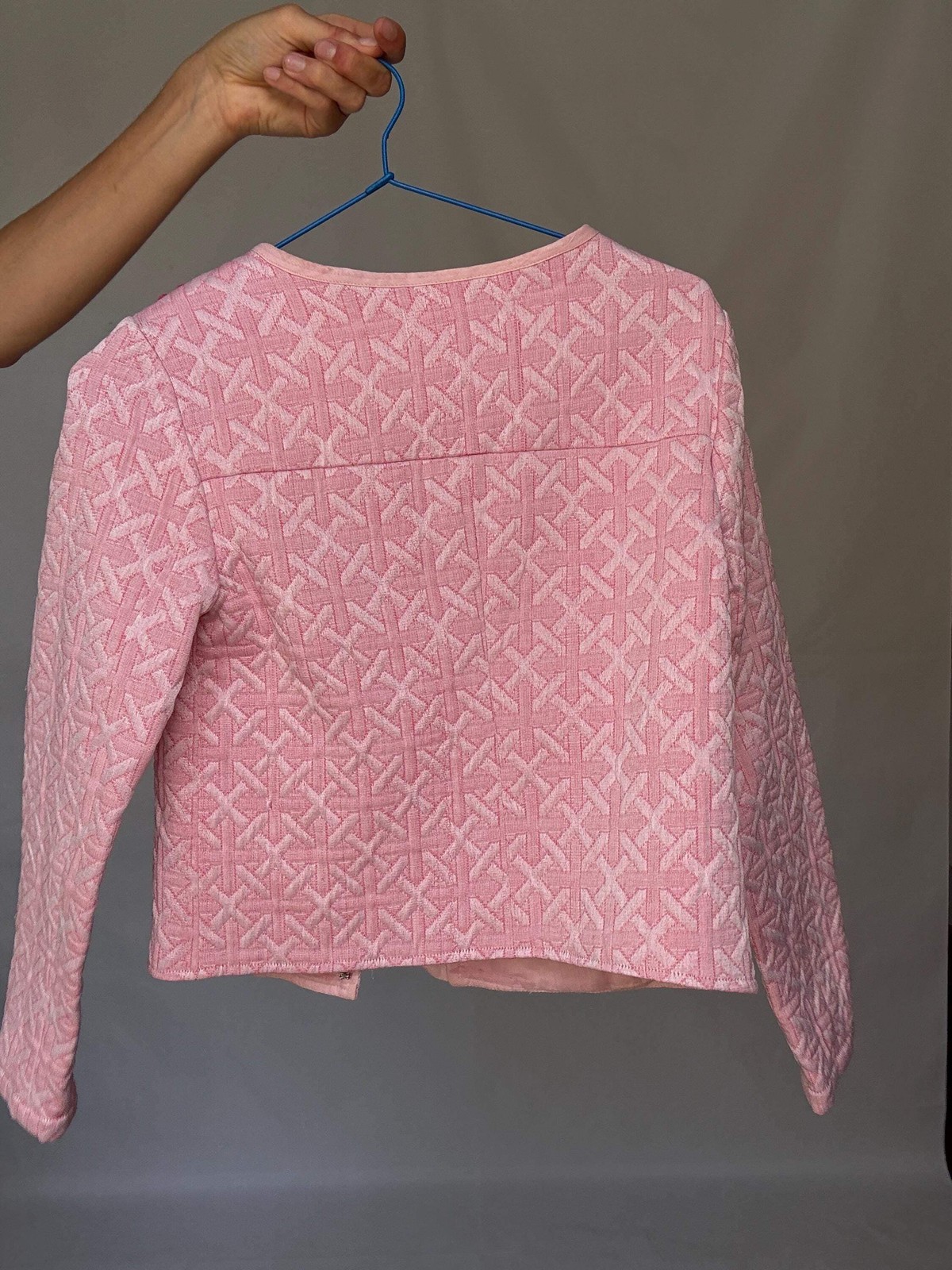 Embellished Jacket with Sequins and Tassels – Barbiecore Cropped Blazer – Textur